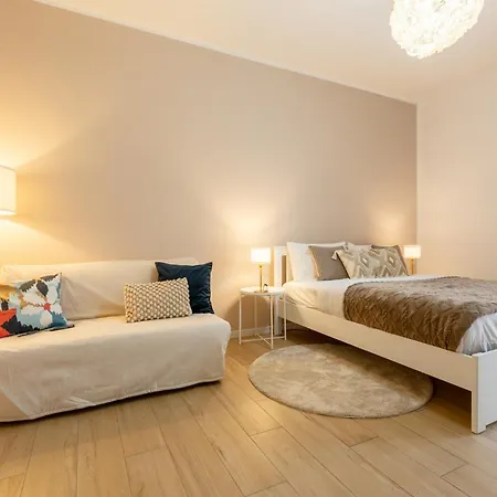 Holiday home Fleming Ospedale 300mt Wifi Aria Condizionata Free Parking Parma